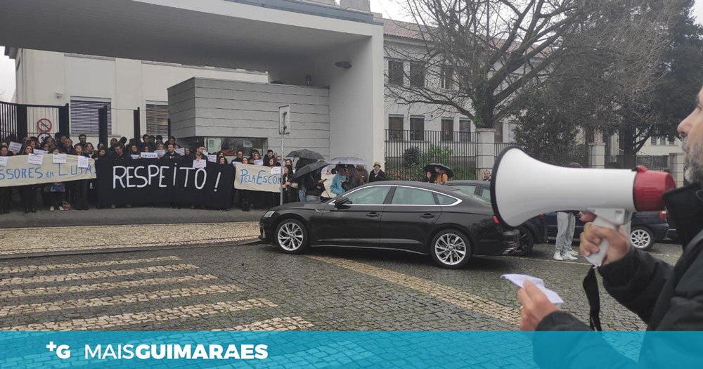 Greve Dos Professores Encerra V Rias Escolas Do Concelho Mais Guimar Es