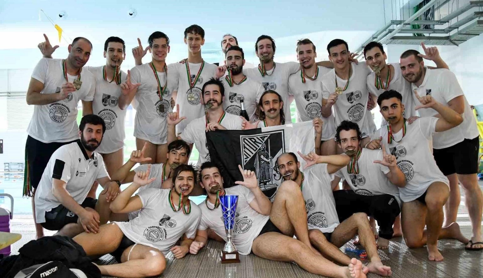 Vit Ria Sc B Bicampe O Da Ii Divis O Mais Guimar Es