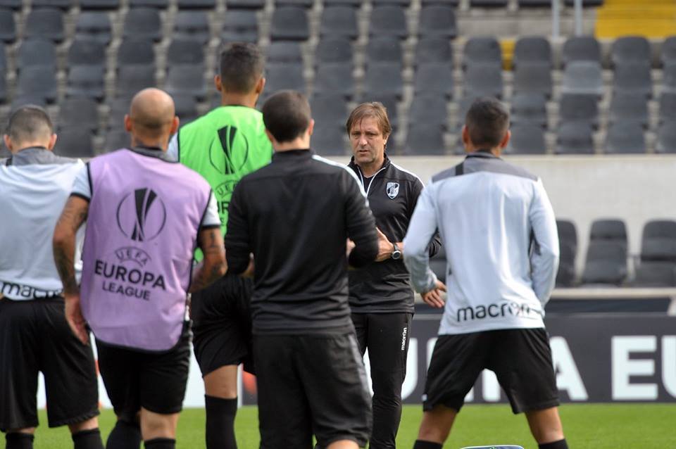 treino liga europa vitoria