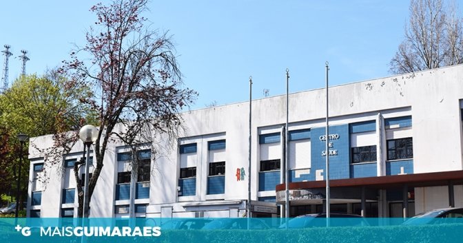 centro-de-saúde-com-barra