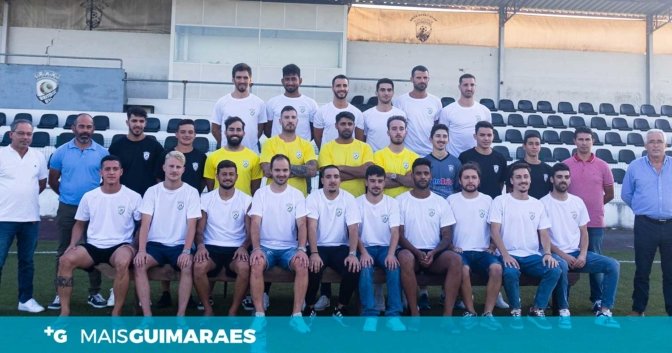 Plantel-Brito-2122-barra-CC