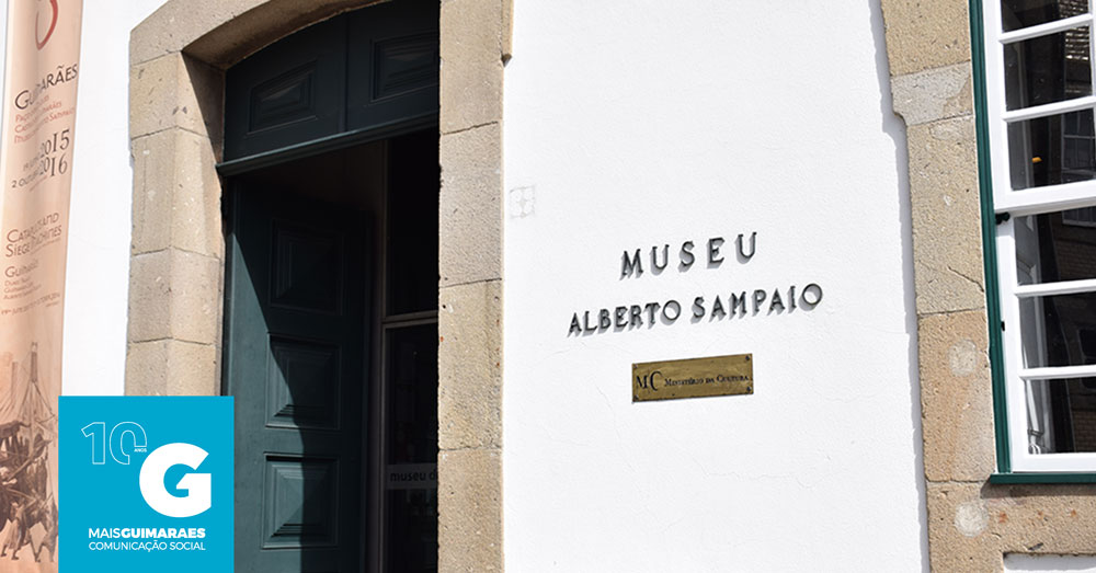 O Museu de Alberto Sampaio e a sua Associação de Amigos promovem, no próximo mês de março, um curso sobre a história do mobiliário em Portugal, da responsabilidade de Gonçalo de Vasconcelos e Sousa.